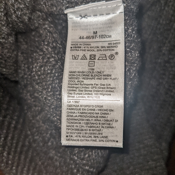 Banana Republic cable knit sweater Medium - Picture 4 of 4